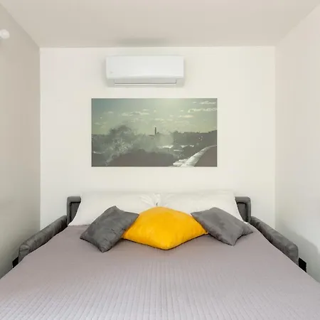 Just Here - La Mansarda Apartman *
