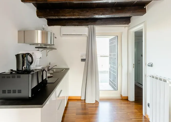 Just Here - La Mansarda Apartament